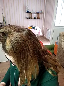 DienkaGreen online show from 1, 3, 2025