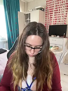 DienkaGreen online show from 15, 2, 2026