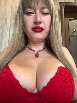 Snapshot of Kittenforyou chatting on 7, 3, 2026 Kittenforyou online show from 7, 3, 2026