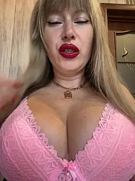 Snapshot of Kittenforyou chatting on 11, 3, 2026 Kittenforyou online show from 11, 3, 2026