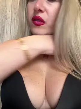 Snapshot of Kittenforyou chatting on 16, 3, 2026 Kittenforyou online show from 16, 3, 2026