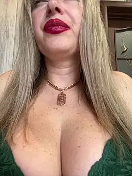 Snapshot of Kittenforyou chatting on 25, 3, 2026 Kittenforyou online show from 25, 3, 2026