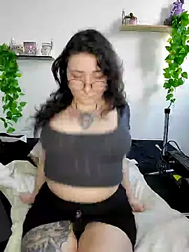 Moxxxie online show from 26, 2, 2025