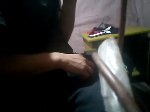 Snapshot of Wero4200 chatting on 13, 10, 2025 Wero4200 online show from 13, 10, 2025