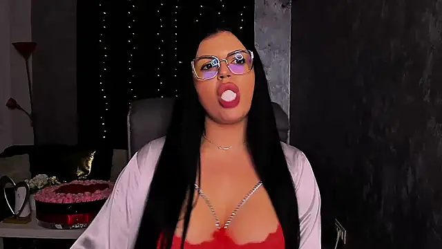 XoniaGraceful online show from 2, 12, 2024