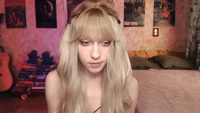 Snapshot of Friendly_Ellie chatting on 17, 2, 2025 Friendly Ellie online show from 17, 2, 2025