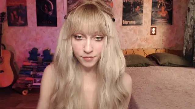 Snapshot of Friendly_Ellie chatting on 21, 2, 2025 Friendly Ellie online show from 21, 2, 2025