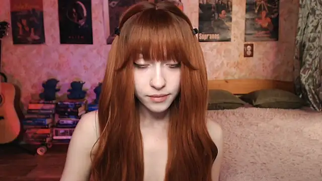 Snapshot of Friendly_Ellie chatting on 9, 9, 2025 Friendly Ellie online show from 9, 9, 2025