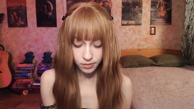 Friendly Ellie online show from 14, 12, 2025