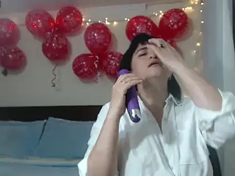 ISABEEL SOFIA01 online show from 11, 2, 2025