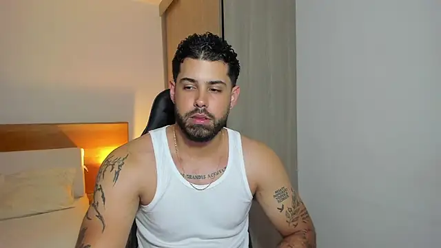 Justyn Torres online show from 4, 1, 2025