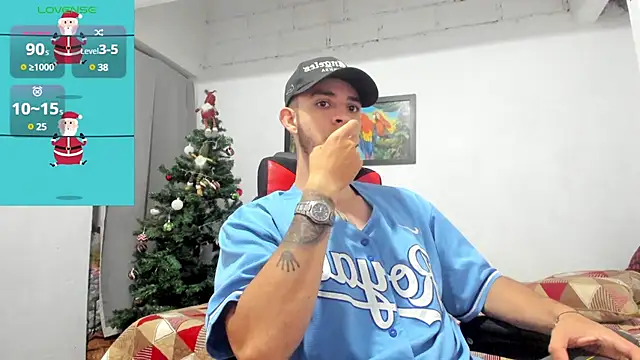 Snapshot of freestyle_blake1 chatting on 30, 12, 2024 freestyle blake1 online show from 30, 12, 2024