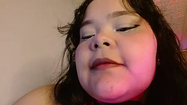 Snapshot of sexychubby___ chatting on 30, 4, 2026 sexychubby online show from 30, 4, 2026