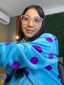 Amandanauty online show from 10, 12, 2024