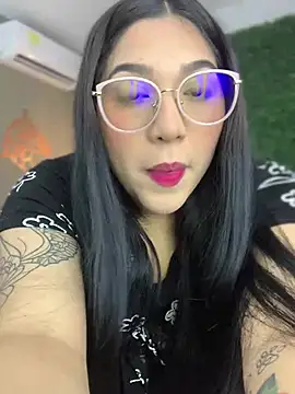 Amandanauty online show from 12, 1, 2025