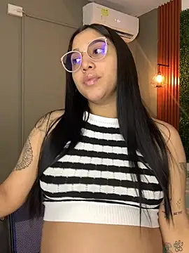 Amandanauty online show from 23, 2, 2025