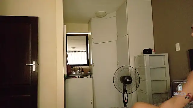 MissLMrJ online show from 12, 3, 2025