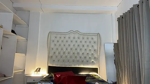 Snapshot of Maria_wilton chatting on 1, 3, 2025 Maria wilton online show from 1, 3, 2025