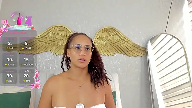 Snapshot of EmmaFerrary chatting on 26, 6, 2026 EmmaFerrary online show from 26, 6, 2026