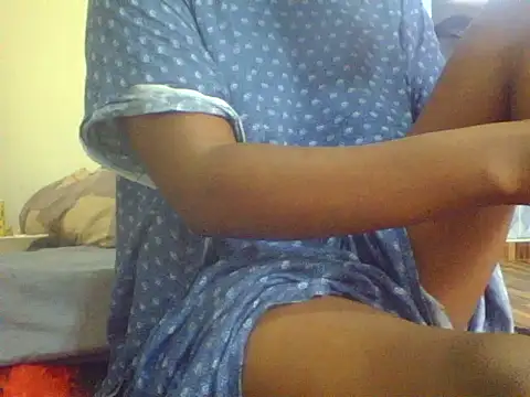 Glossylady online show from 5, 10, 2025