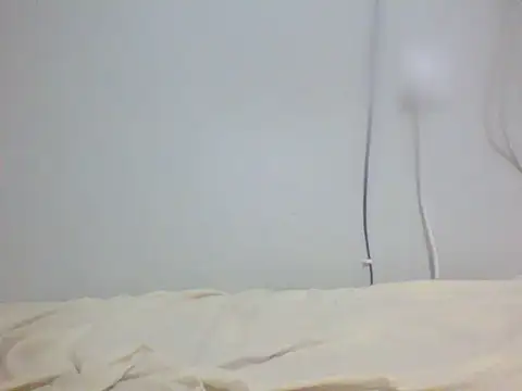 Glossylady online show from 5, 10, 2025