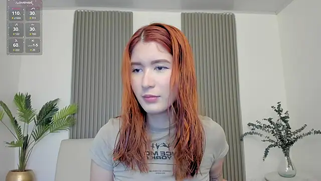emilyycute  online show from 6, 1, 2025