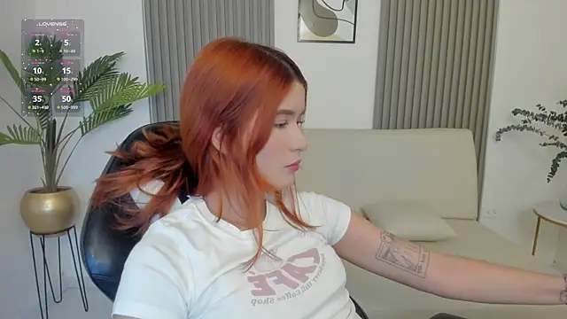 emilyycute  online show from 17, 1, 2025