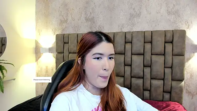 emilyycute  online show from 18, 2, 2025