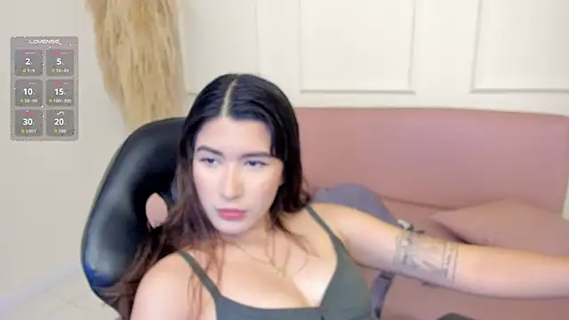 emilyycute  online show from 10, 9, 2025