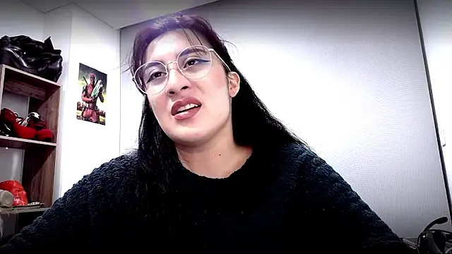 Scarlett Sen online show from 4, 3, 2026