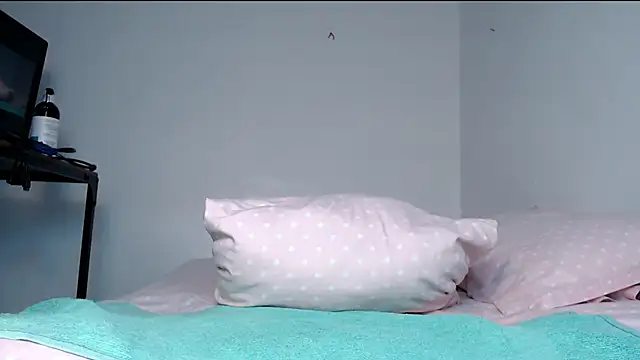 Snapshot of karolgirl-1 chatting on 28, 3, 2026 karolgirl-1 online show from 28, 3, 2026