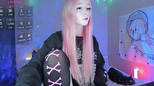 Snapshot of Misty_Shadow chatting on 15, 9, 2025 Misty Shadow online show from 15, 9, 2025