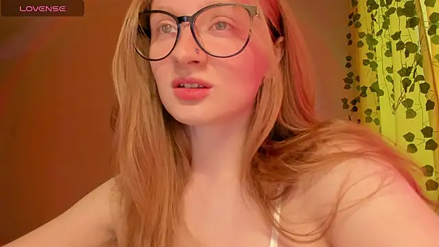 mollytuck online show from 30, 6, 2026