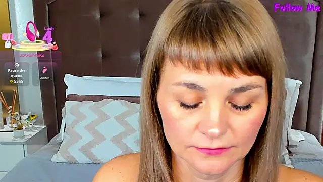 Snapshot of annasimonsj chatting on 14, 10, 2025 annasimonsj online show from 14, 10, 2025