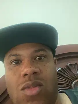 Iced cloudz online show from 14, 1, 2026