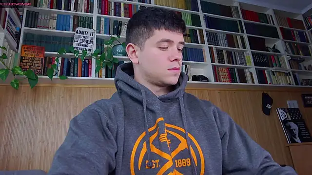 Snapshot of Arilas_ chatting on 26, 9, 2025 Arilas online show from 26, 9, 2025