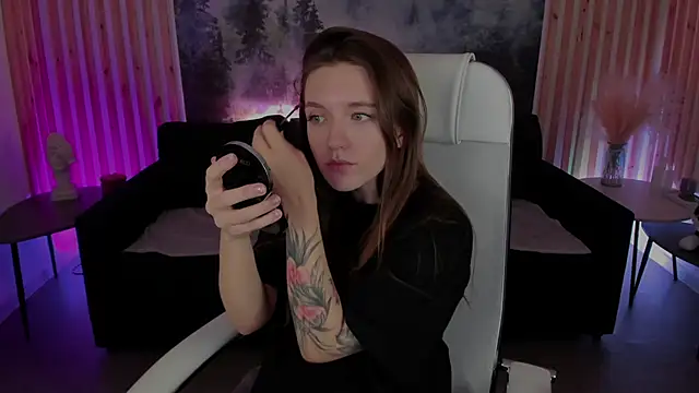 JennyDens online show from 26, 2, 2025