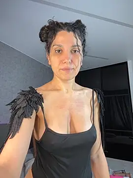 Snapshot of _CurlySue_ chatting on 30, 9, 2025 CurlySue online show from 30, 9, 2025