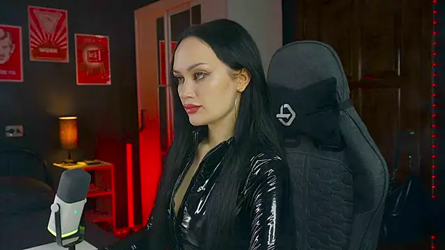 Snapshot of QueenAliss chatting on 7, 3, 2026 QueenAliss online show from 7, 3, 2026