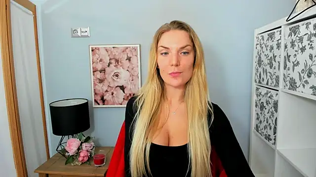 AulloraHoney online show from 14, 2, 2025