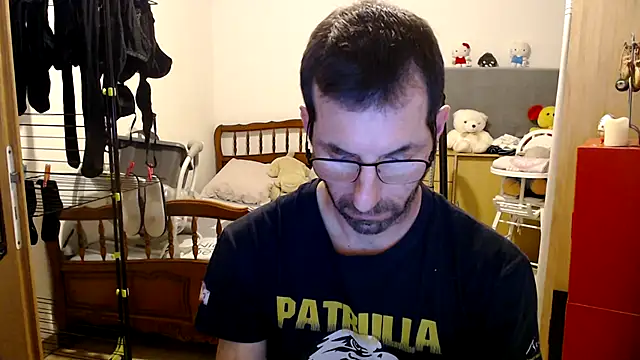 Snapshot of steph19x5 chatting on 5, 2, 2025 steph19x5 online show from 5, 2, 2025