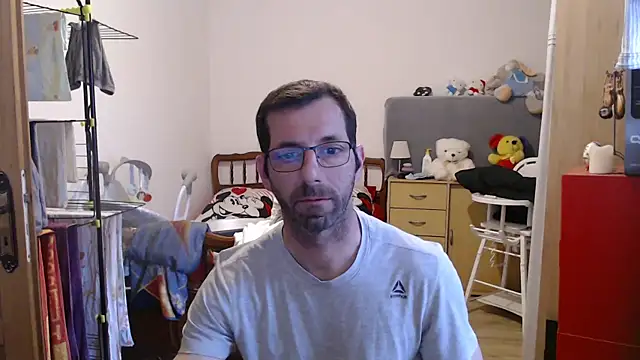 Snapshot of steph19x5 chatting on 25, 2, 2025 steph19x5 online show from 25, 2, 2025