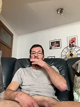 Snapshot of steph19x5 chatting on 2, 3, 2025 steph19x5 online show from 2, 3, 2025