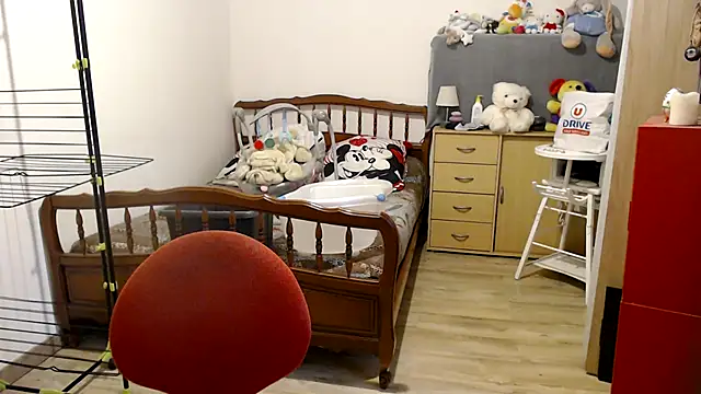 Snapshot of steph19x5 chatting on 9, 3, 2025 steph19x5 online show from 9, 3, 2025