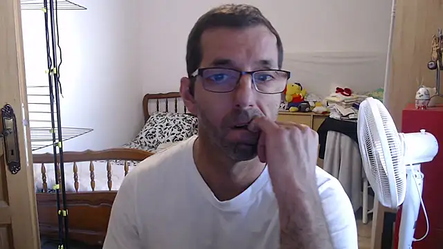 Snapshot of steph19x5 chatting on 29, 9, 2025 steph19x5 online show from 29, 9, 2025