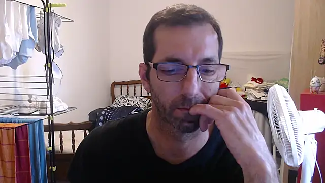 Snapshot of steph19x5 chatting on 2, 10, 2025 steph19x5 online show from 2, 10, 2025