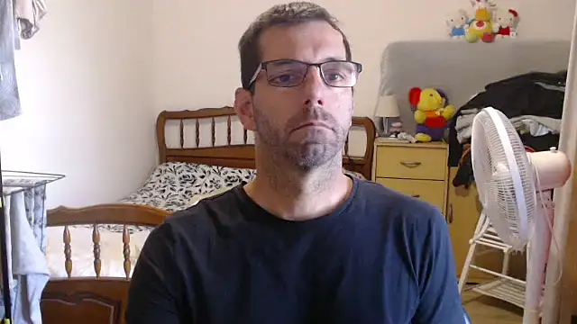 Snapshot of steph19x5 chatting on 6, 10, 2025 steph19x5 online show from 6, 10, 2025