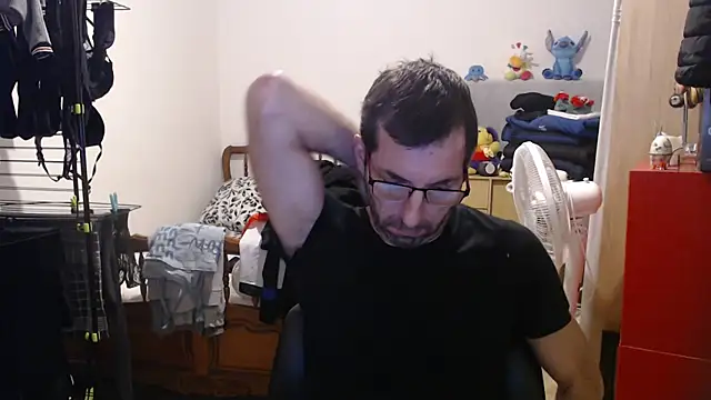 Snapshot of steph19x5 chatting on 15, 10, 2025 steph19x5 online show from 15, 10, 2025