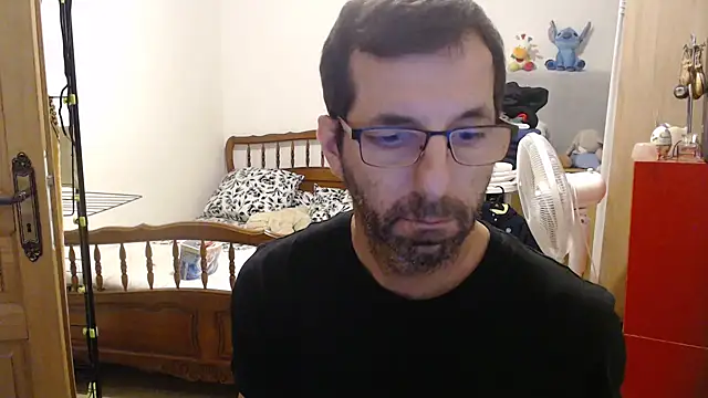 Snapshot of steph19x5 chatting on 28, 10, 2025 steph19x5 online show from 28, 10, 2025