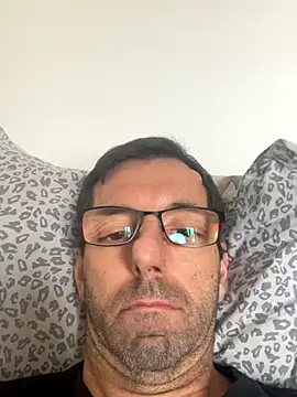 Snapshot of steph19x5 chatting on 12, 11, 2025 steph19x5 online show from 12, 11, 2025